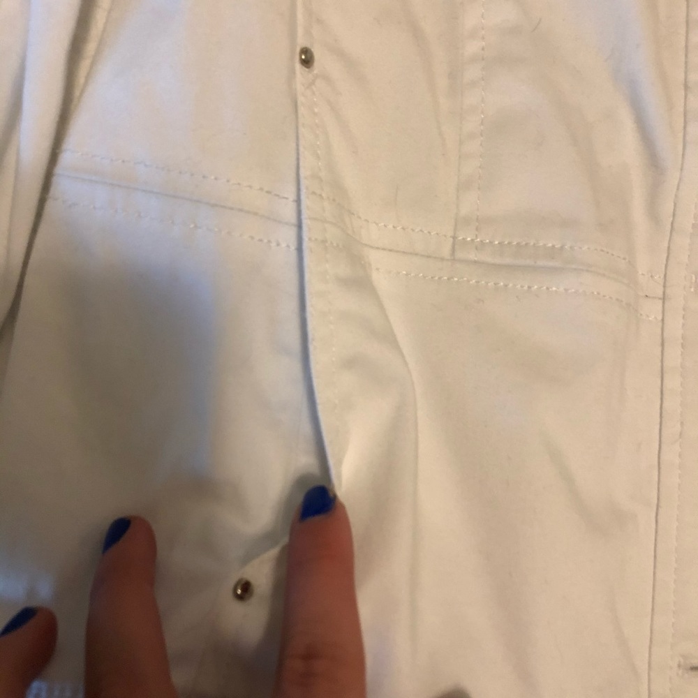 White jacket - Picture 5 of 8